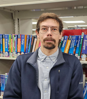 Photograph of Chris Savage.