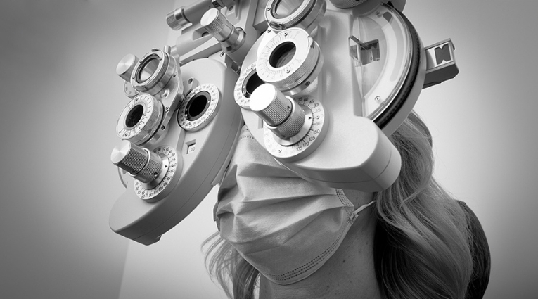 Optician eye device