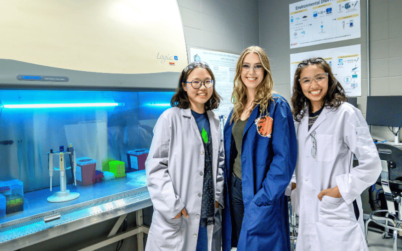 Group photo of lab researchers