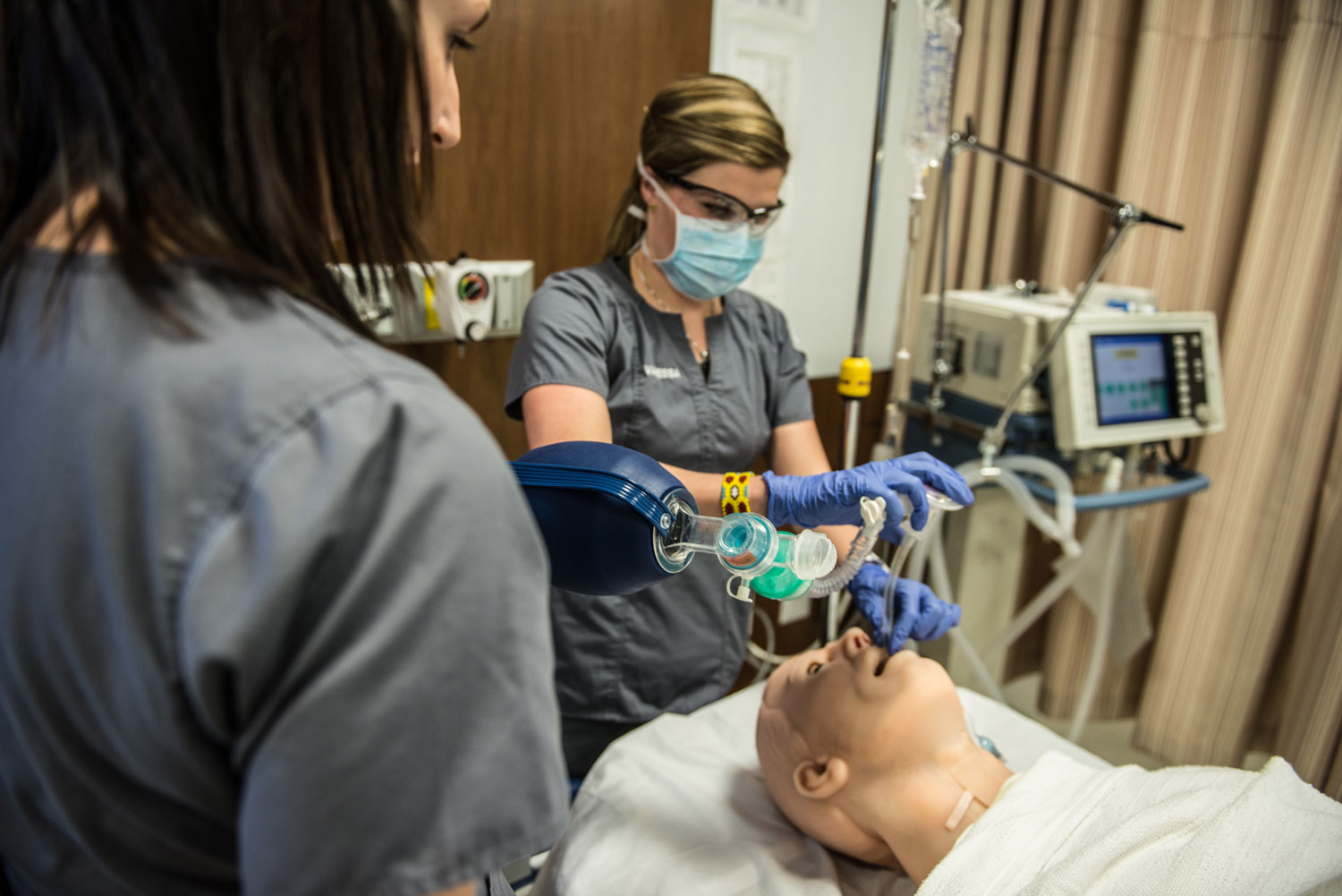 female helping manikin