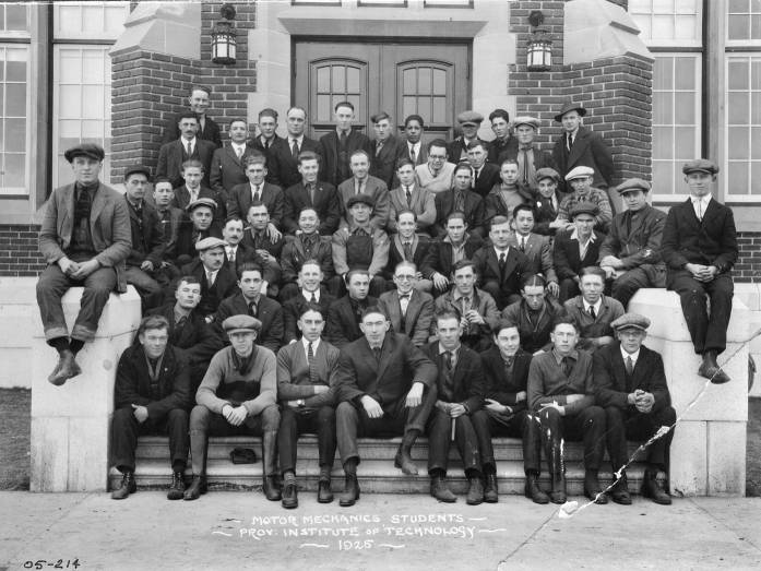 Motor Mechanics students in 1925